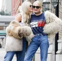 Какие джинсы модные в 2018 году (женские, фото)?