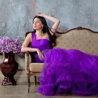Фиолетовое платье с чем носить фото