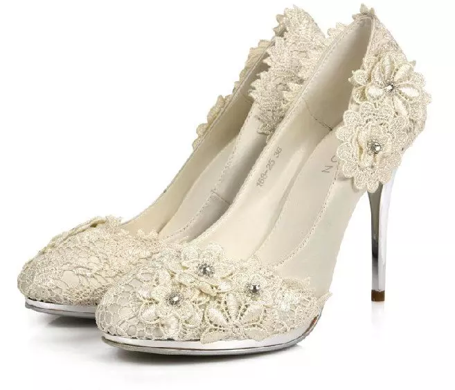 белая свадебная обувь