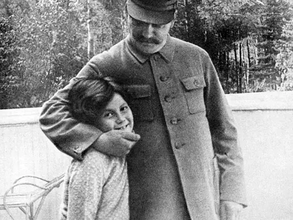 Светлана Сталина: биография, личная жизнь